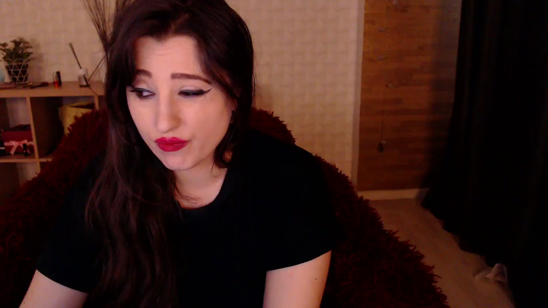 Gallery image thumbnail from HotRebbecca's myfreecams stream on, 05/29/2024, 06:39 image 17 of 20