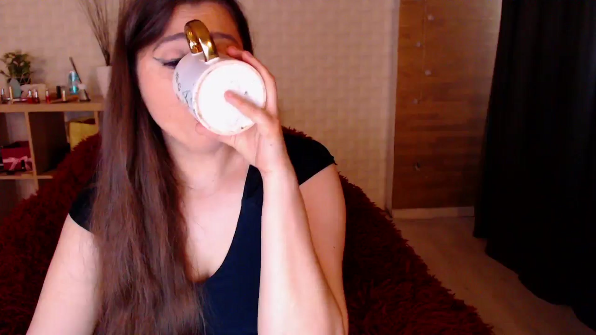 Gallery image thumbnail from HotRebbecca's myfreecams stream on, 06/11/2024, 06:43 image 7 of 20