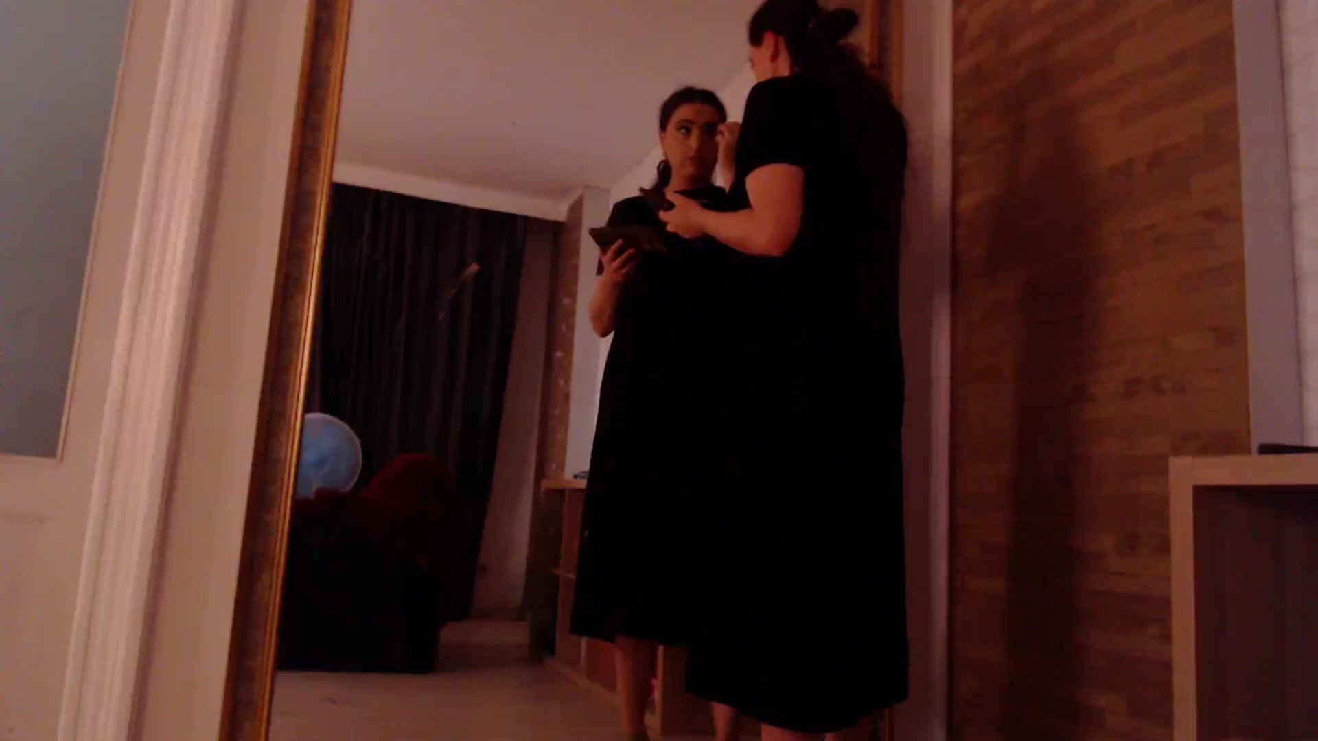 Gallery image thumbnail from HotRebbecca's myfreecams stream on, 07/15/2024, 02:32 image 4 of 20