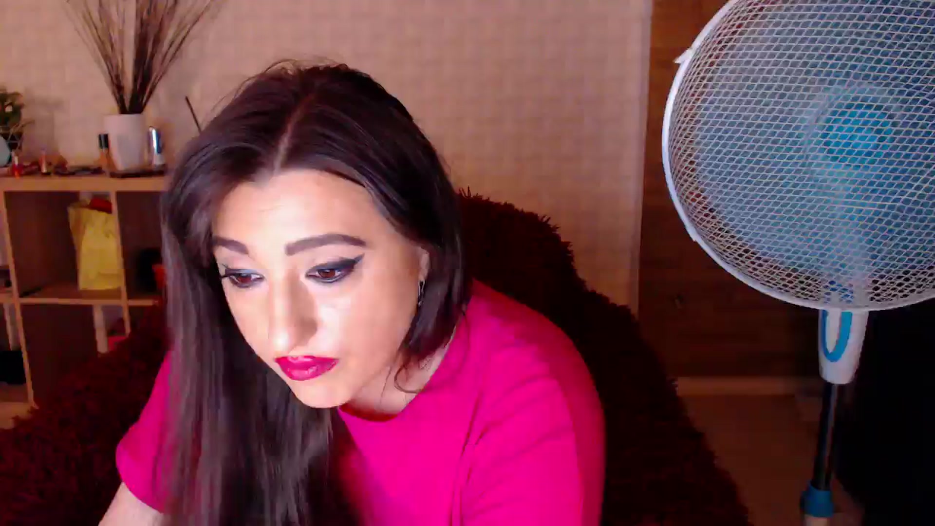 Gallery image thumbnail from HotRebbecca's myfreecams stream on, 08/17/2024, 02:03 image 6 of 20