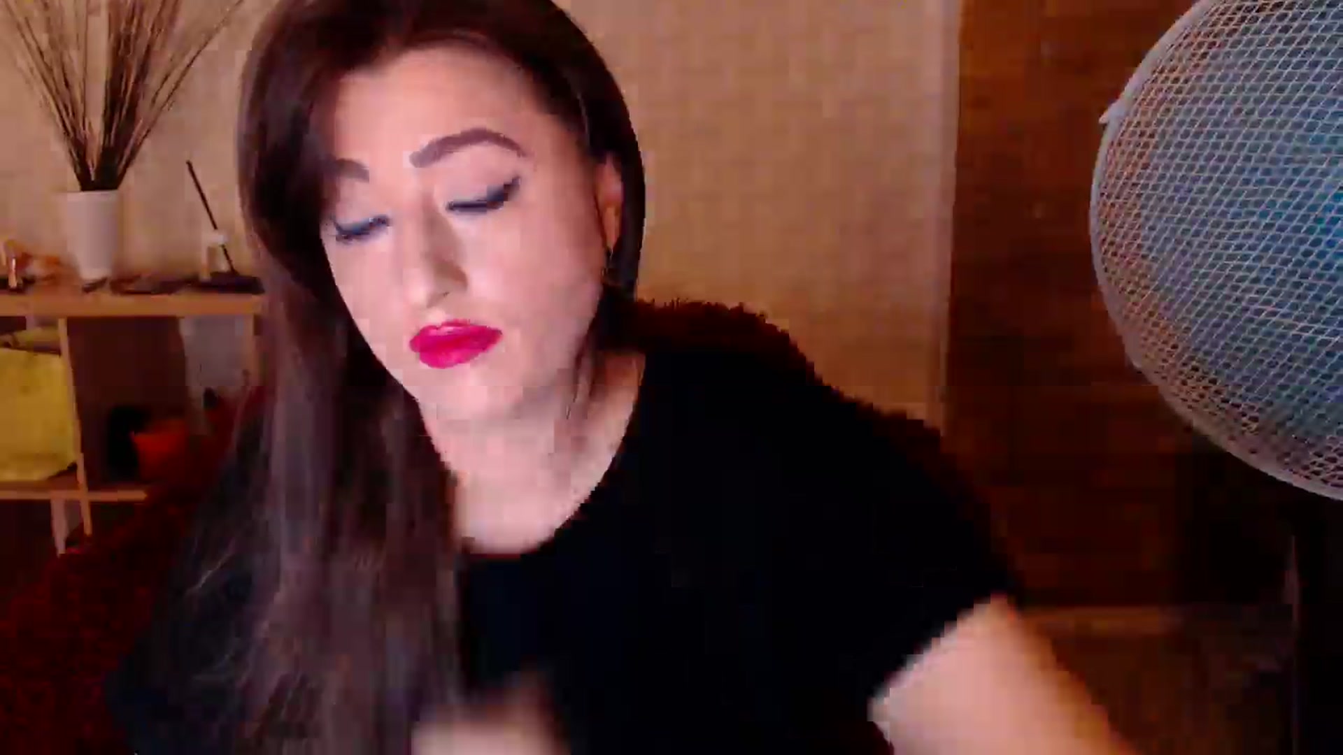 Gallery image thumbnail from HotRebbecca's myfreecams stream on, 08/25/2024, 03:53 image 8 of 20