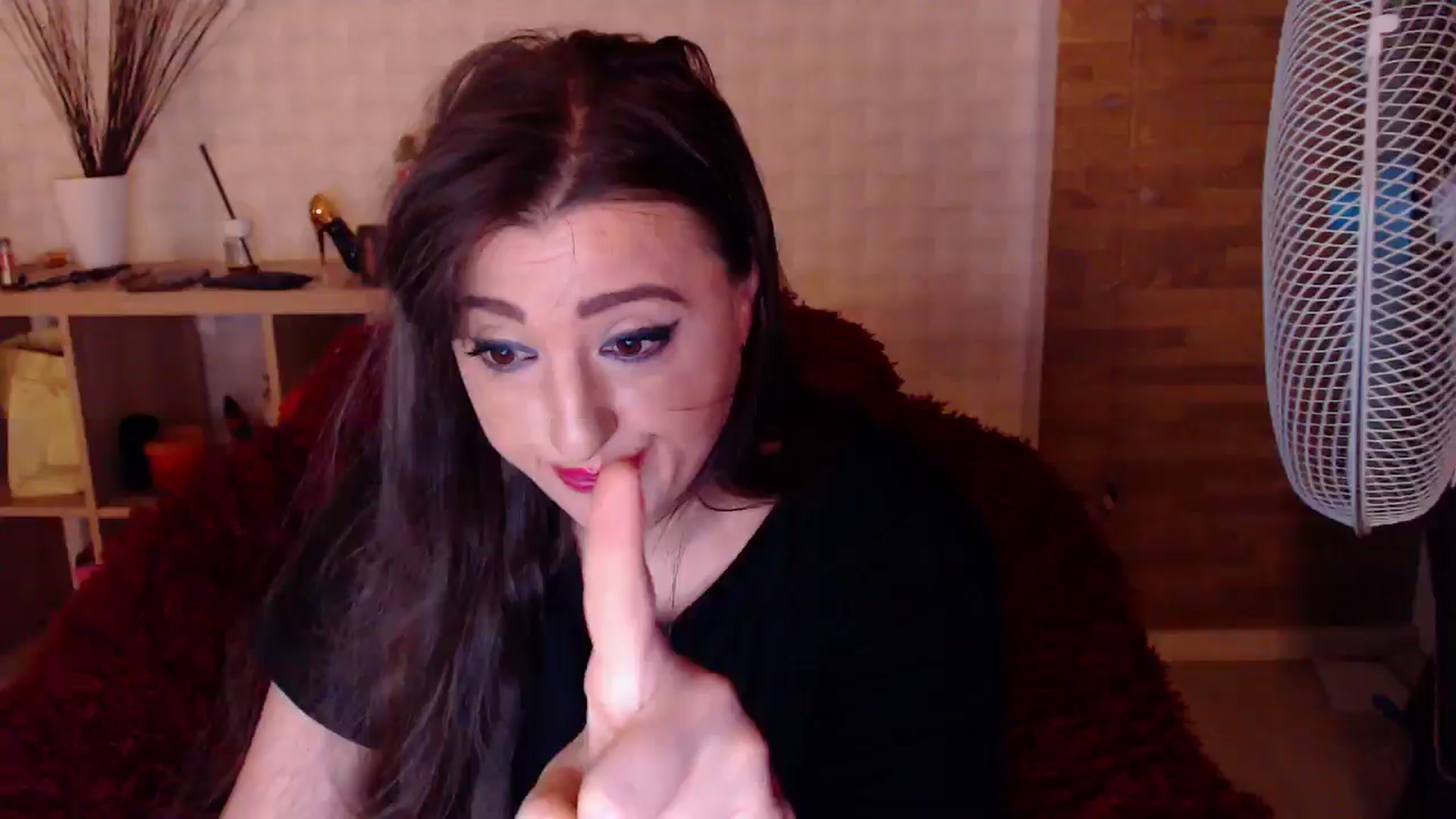 Gallery image thumbnail from HotRebbecca's myfreecams stream on, 08/26/2024, 02:40 image 19 of 20