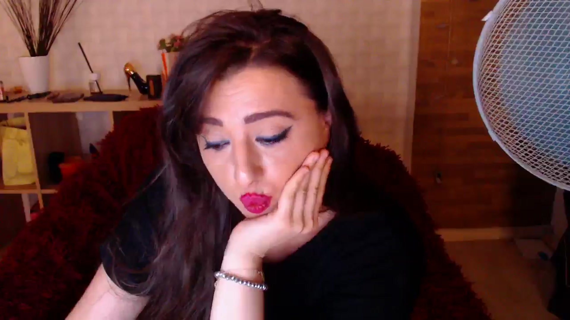 Gallery image thumbnail from HotRebbecca's myfreecams stream on, 08/26/2024, 04:57 image 10 of 20