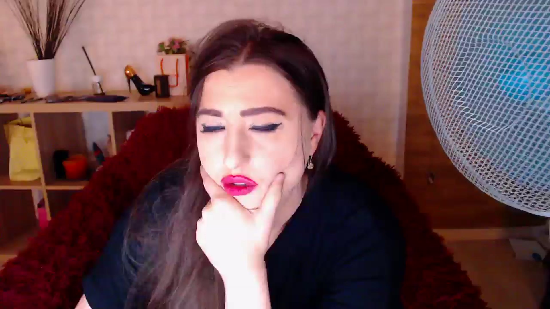Gallery image thumbnail from HotRebbecca's myfreecams stream on, 08/27/2024, 06:52 image 4 of 20