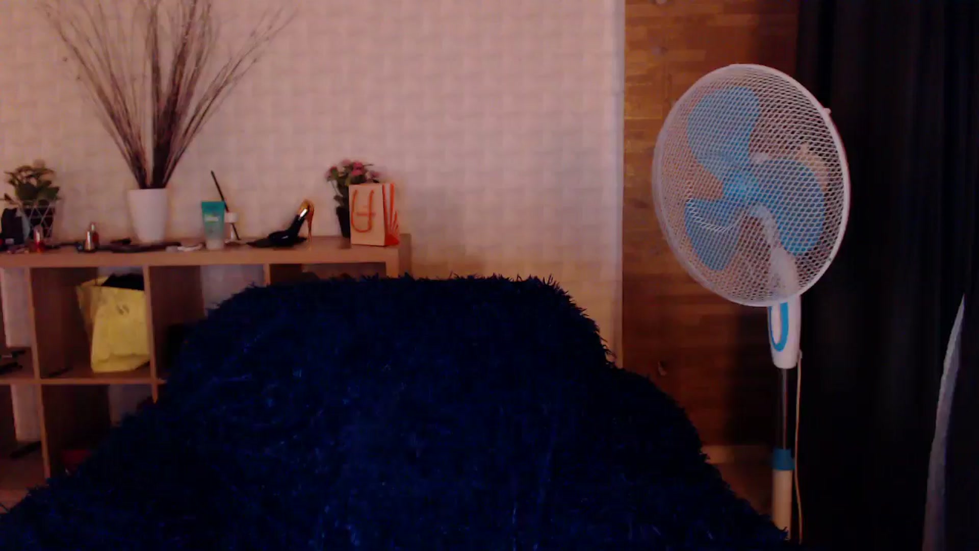 Gallery image thumbnail from HotRebbecca's myfreecams stream on, 09/18/2024, 02:52 image 17 of 20