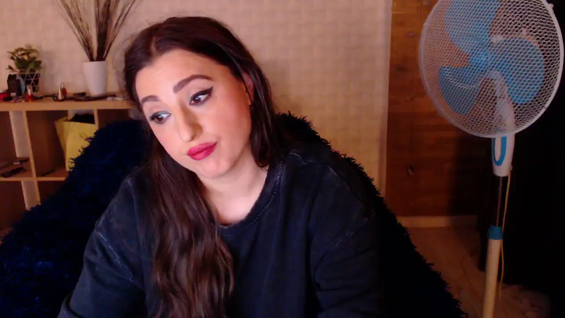 Gallery image thumbnail from HotRebbecca's myfreecams stream on, 09/18/2024, 06:27 image 13 of 20