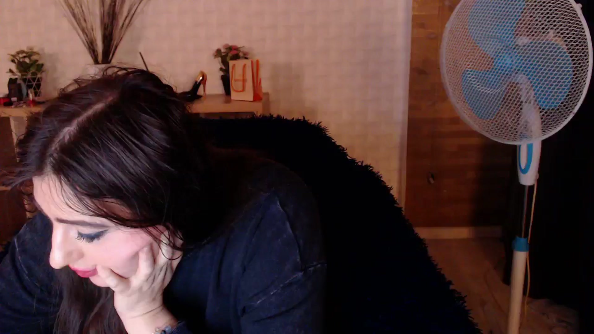Gallery image thumbnail from HotRebbecca's myfreecams stream on, 09/18/2024, 06:44 image 15 of 20