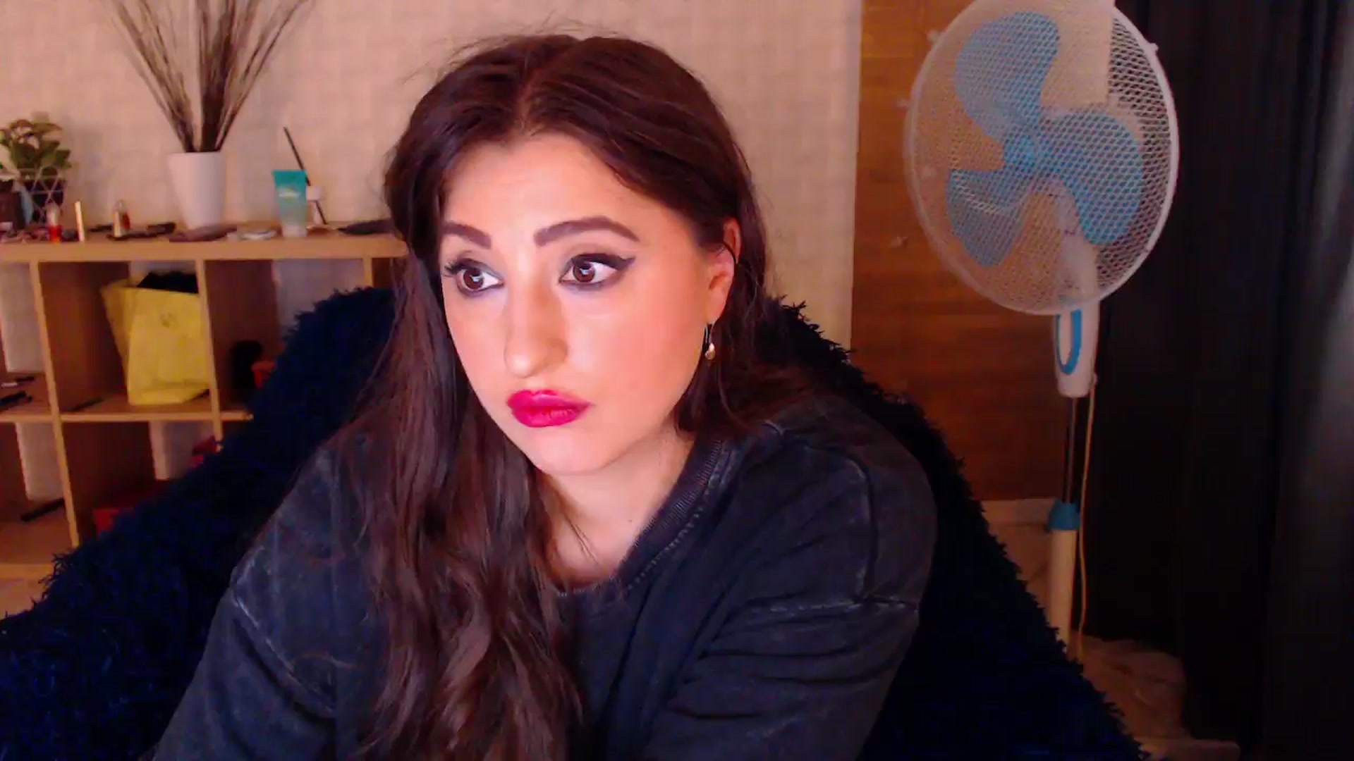 Gallery image thumbnail from HotRebbecca's myfreecams stream on, 09/19/2024, 06:35 image 2 of 20