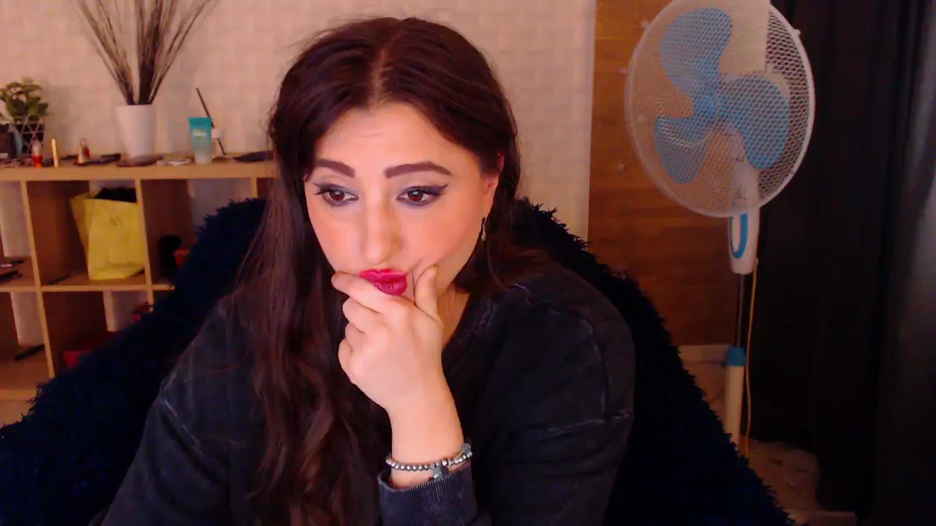 Gallery image thumbnail from HotRebbecca's myfreecams stream on, 09/19/2024, 06:35 image 7 of 20