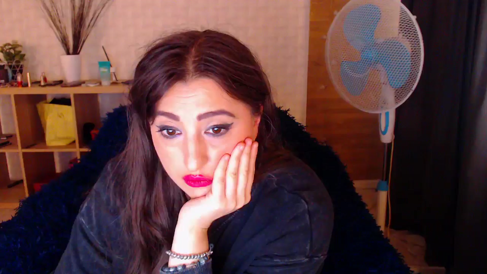 Gallery image thumbnail from HotRebbecca's myfreecams stream on, 09/19/2024, 06:35 image 1 of 20