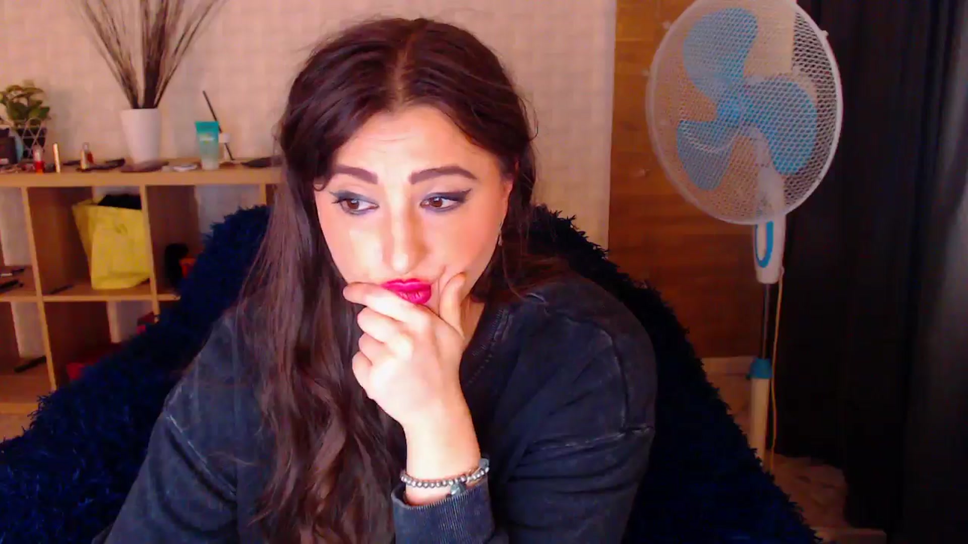 Gallery image thumbnail from HotRebbecca's myfreecams stream on, 09/19/2024, 06:35 image 6 of 20