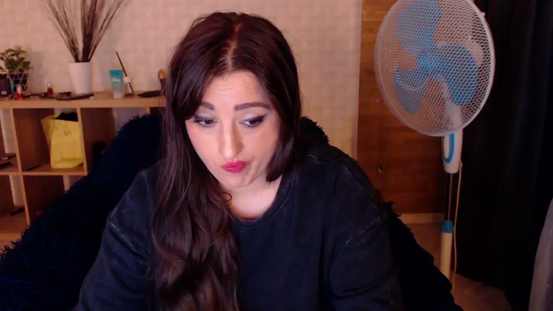Gallery image thumbnail from HotRebbecca's myfreecams stream on, 09/22/2024, 06:59 image 17 of 20