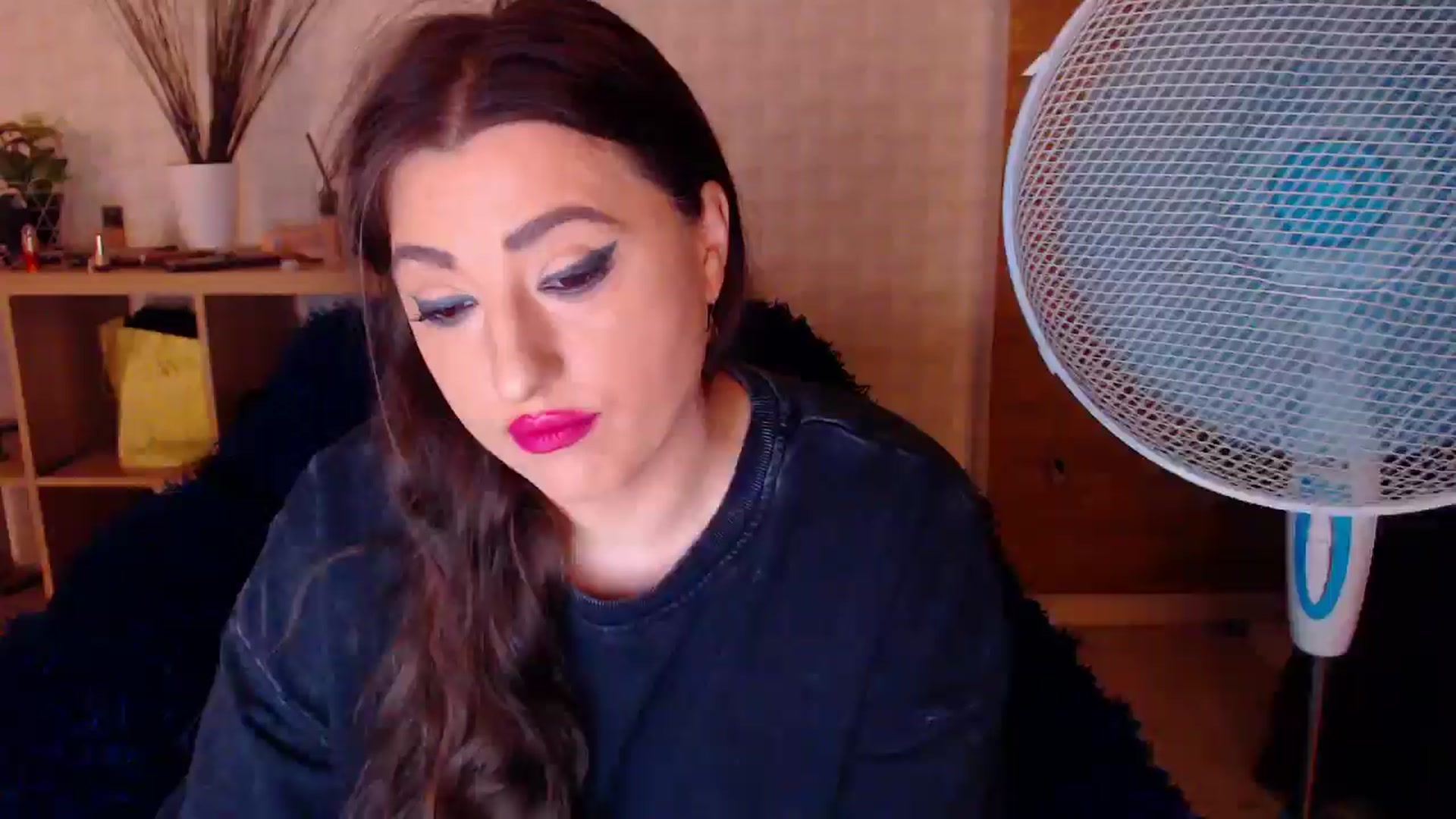 Gallery image thumbnail from HotRebbecca's myfreecams stream on, 09/30/2024, 03:44 image 14 of 20
