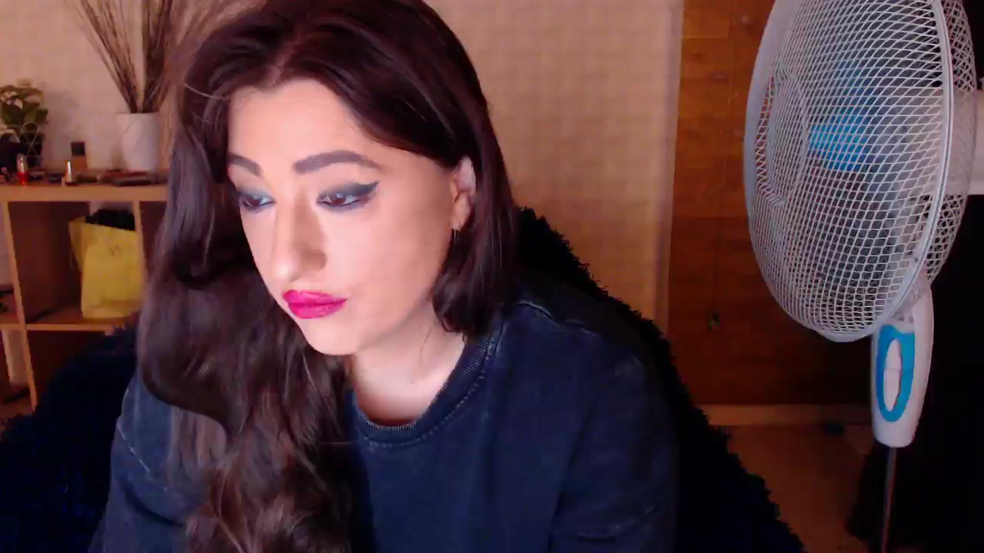 Gallery image thumbnail from HotRebbecca's myfreecams stream on, 09/30/2024, 03:44 image 1 of 20