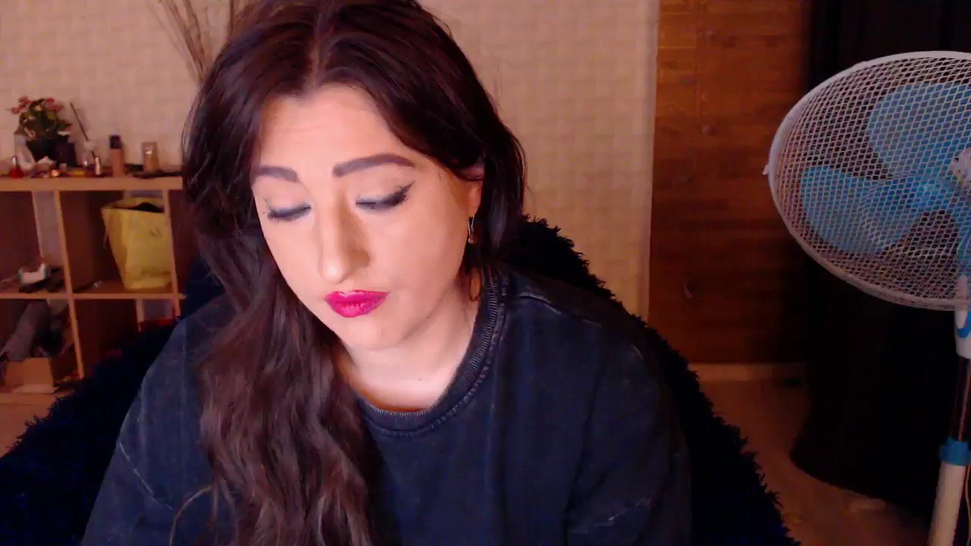 Gallery image thumbnail from HotRebbecca's myfreecams stream on, 10/13/2024, 04:06 image 14 of 20