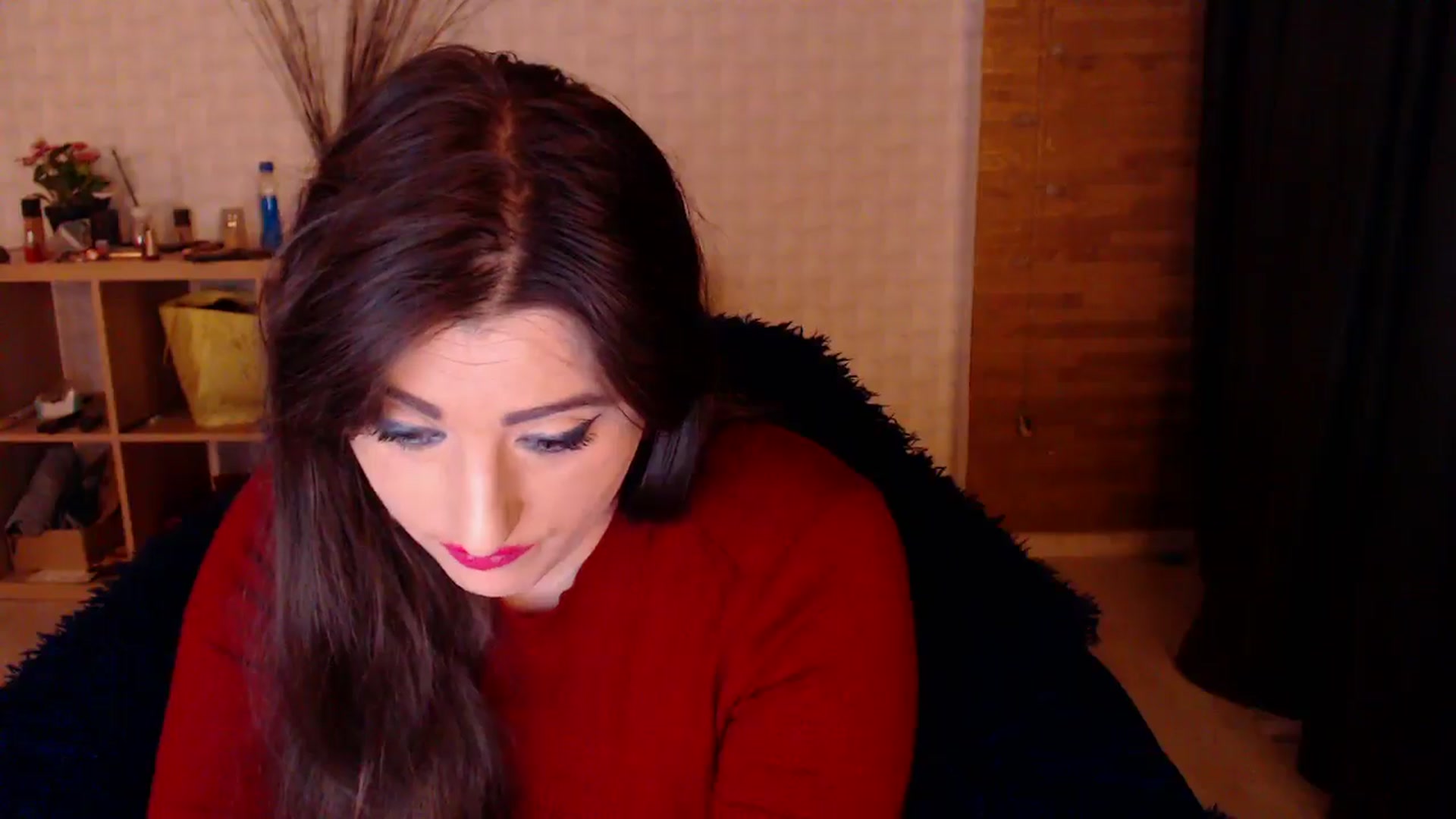 Gallery image thumbnail from HotRebbecca's myfreecams stream on, 10/15/2024, 06:35 image 6 of 20