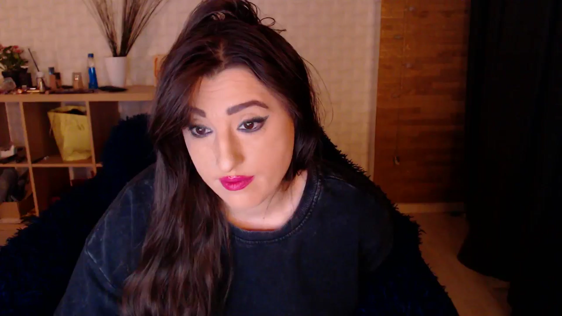 Gallery image thumbnail from HotRebbecca's myfreecams stream on, 10/16/2024, 06:31 image 10 of 20