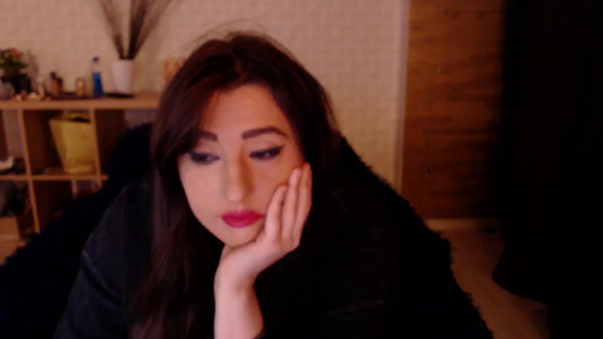 Gallery image thumbnail from HotRebbecca's myfreecams stream on, 10/16/2024, 06:31 image 7 of 20