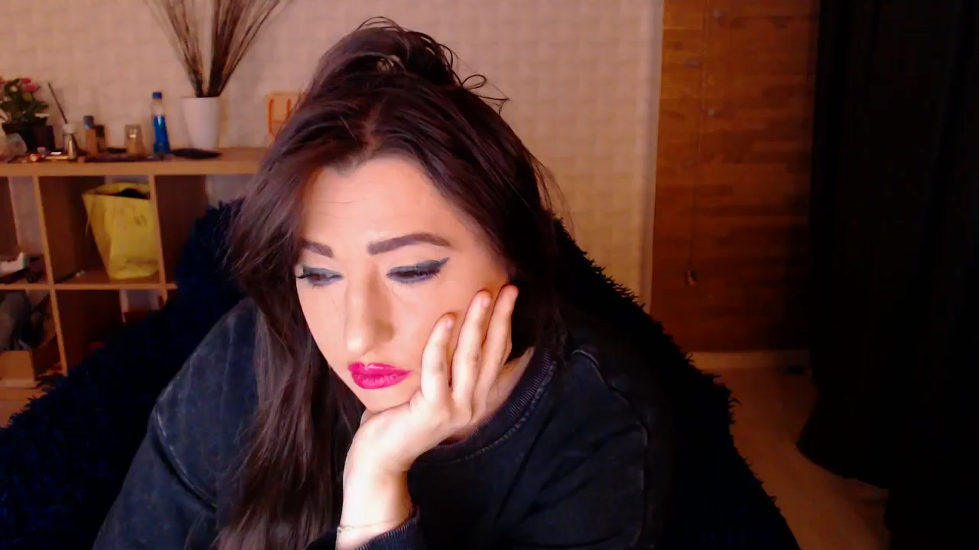 Gallery image thumbnail from HotRebbecca's myfreecams stream on, 10/16/2024, 06:31 image 11 of 20
