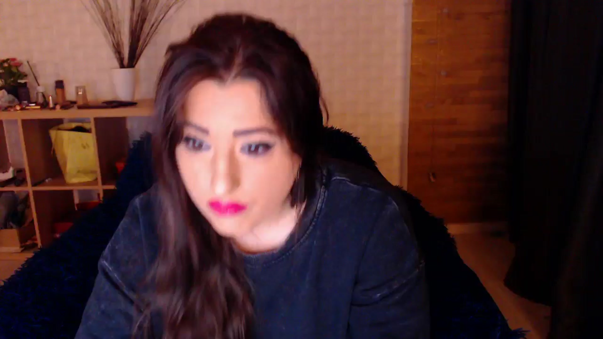 Gallery image thumbnail from HotRebbecca's myfreecams stream on, 10/17/2024, 03:43 image 6 of 20