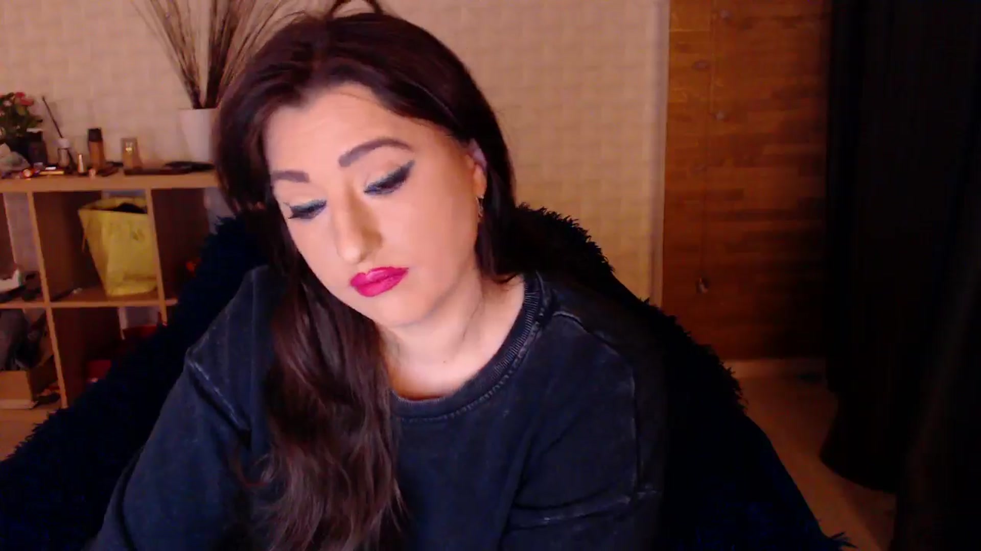 Gallery image thumbnail from HotRebbecca's myfreecams stream on, 10/17/2024, 03:43 image 16 of 20