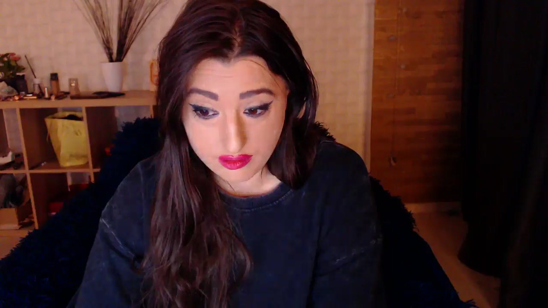 Gallery image thumbnail from HotRebbecca's myfreecams stream on, 10/17/2024, 03:43 image 13 of 20