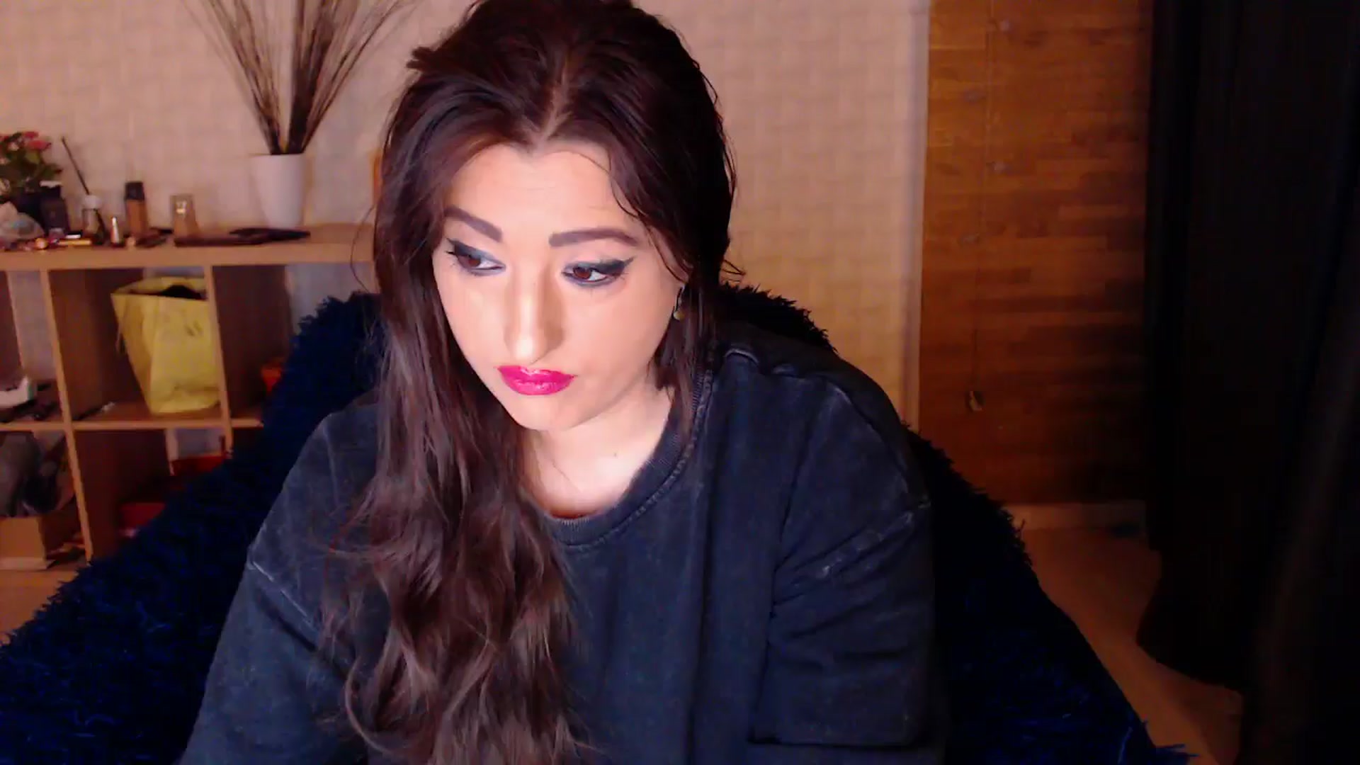 Gallery image thumbnail from HotRebbecca's myfreecams stream on, 10/17/2024, 03:43 image 3 of 20