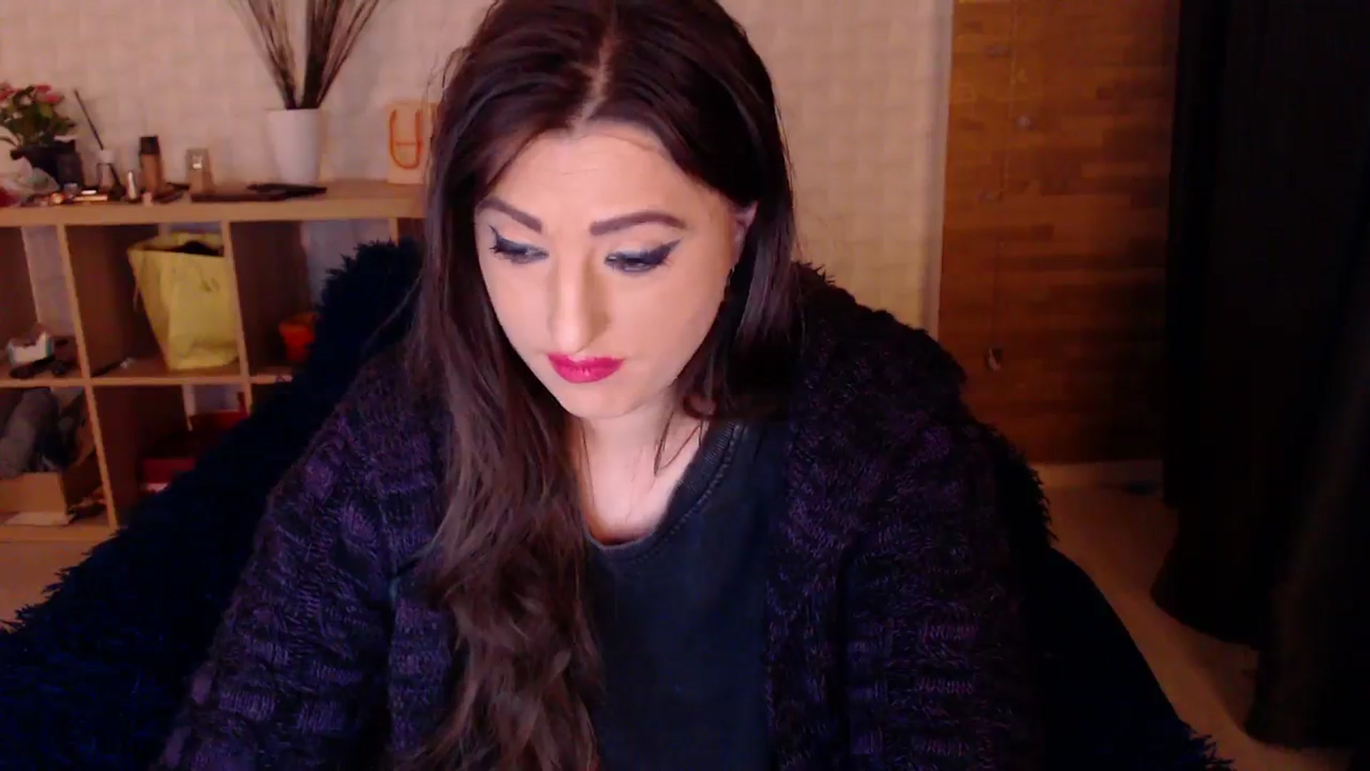 Gallery image thumbnail from HotRebbecca's myfreecams stream on, 10/17/2024, 06:47 image 12 of 20