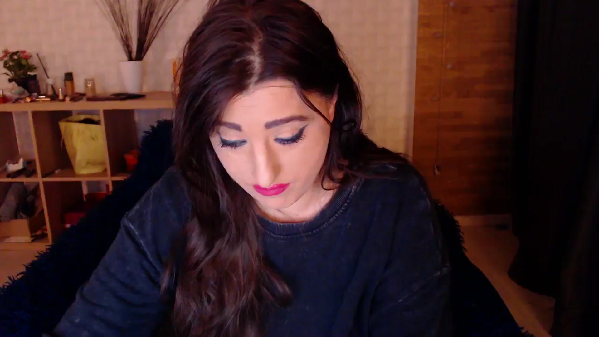 Gallery image thumbnail from HotRebbecca's myfreecams stream on, 10/17/2024, 06:47 image 7 of 20