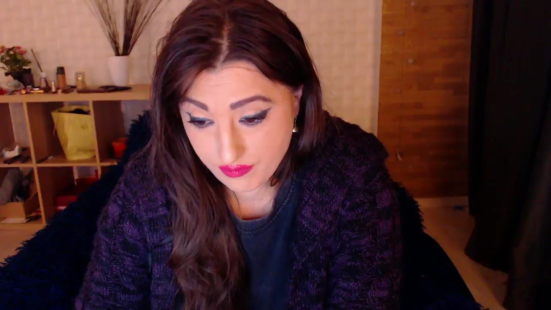 Gallery image thumbnail from HotRebbecca's myfreecams stream on, 10/17/2024, 06:47 image 10 of 20