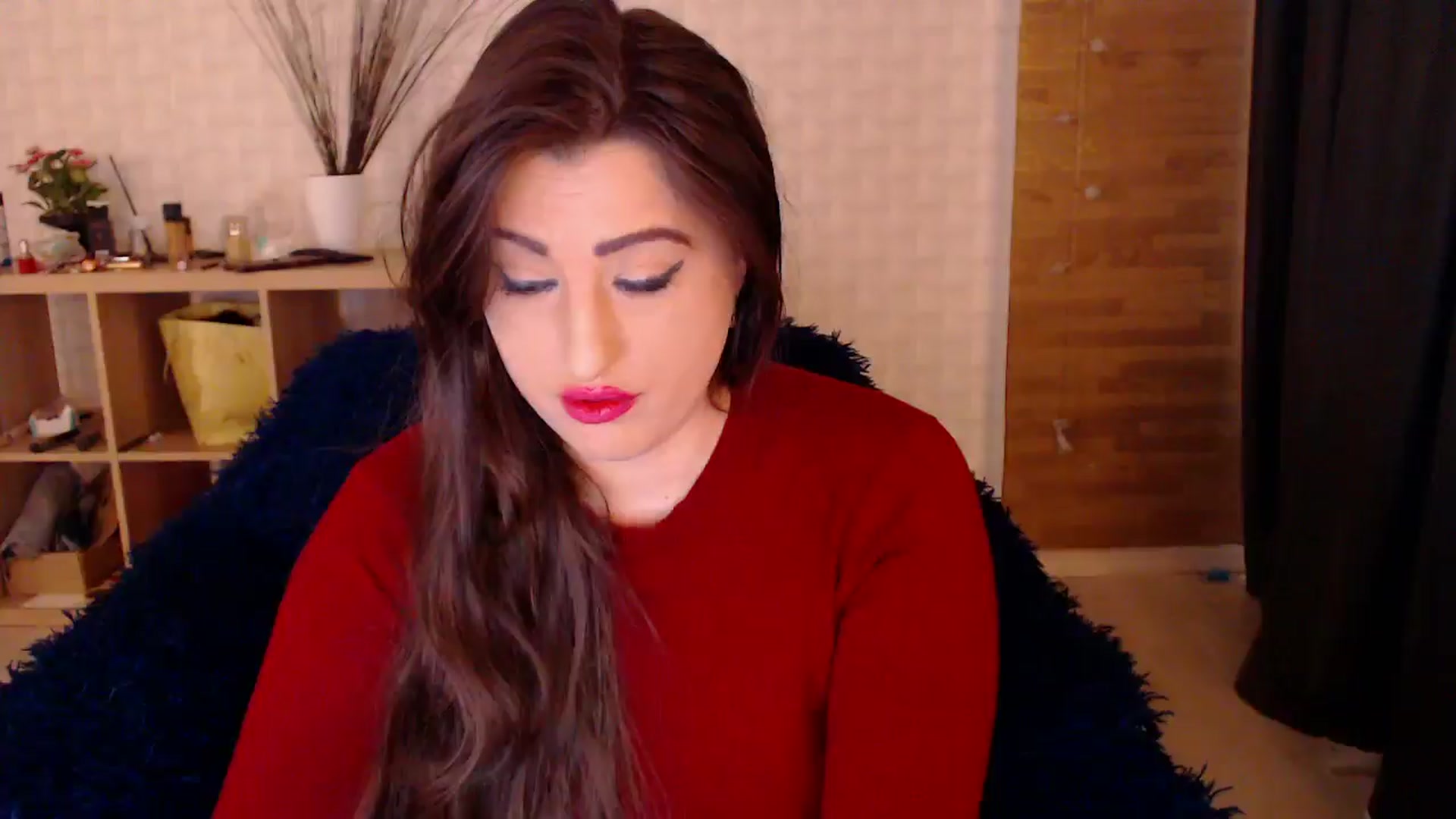Gallery image thumbnail from HotRebbecca's myfreecams stream on, 10/18/2024, 06:53 image 17 of 20