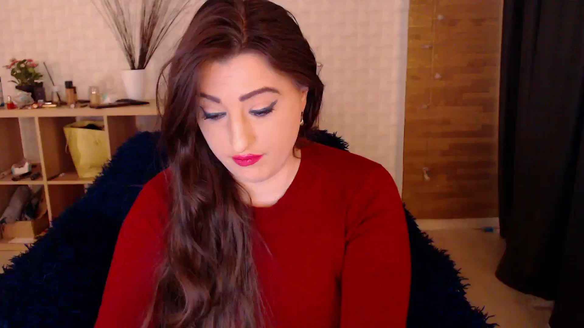 Gallery image thumbnail from HotRebbecca's myfreecams stream on, 10/18/2024, 06:53 image 8 of 20