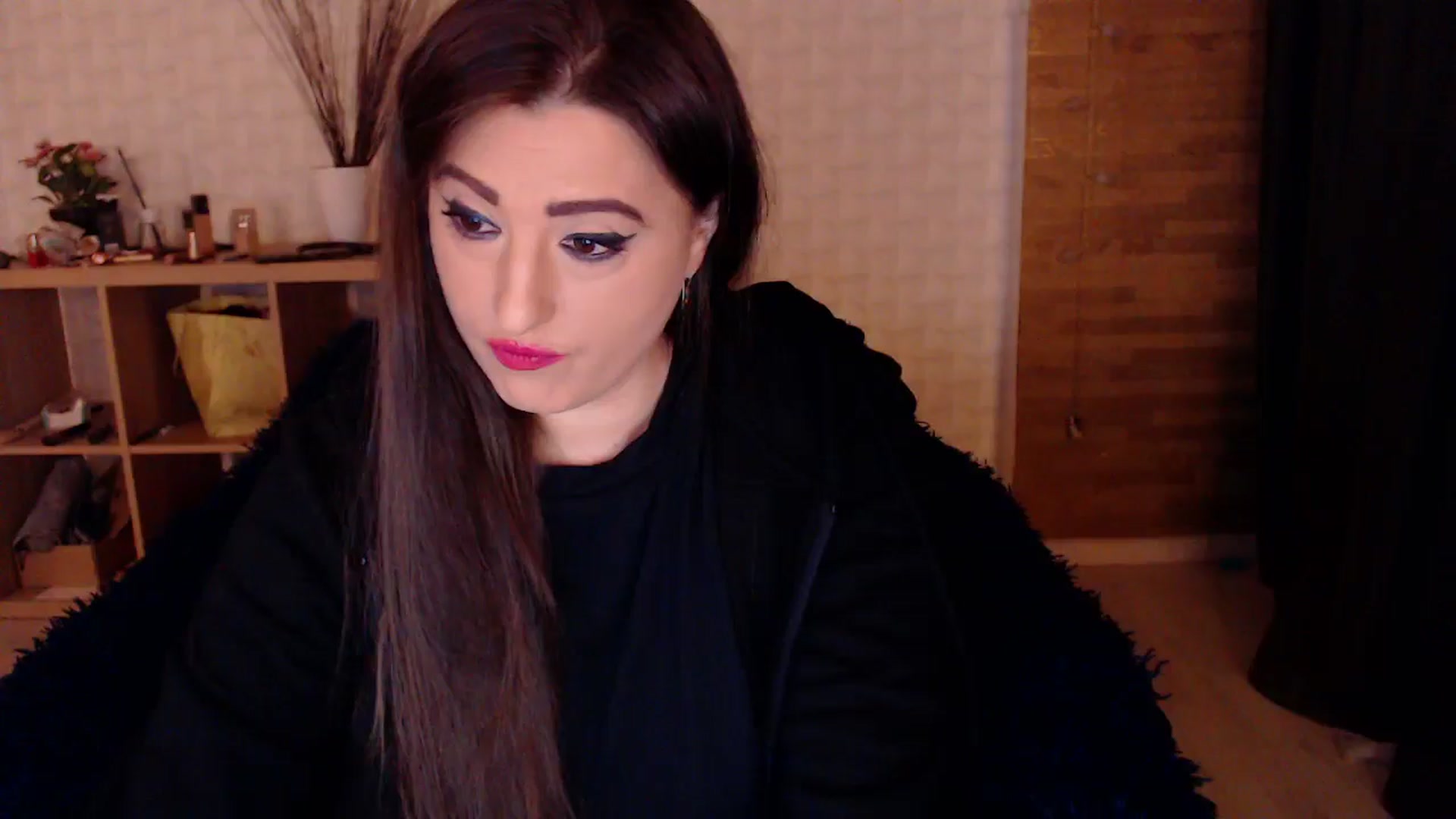 Gallery image thumbnail from HotRebbecca's myfreecams stream on, 10/19/2024, 02:51 image 14 of 20