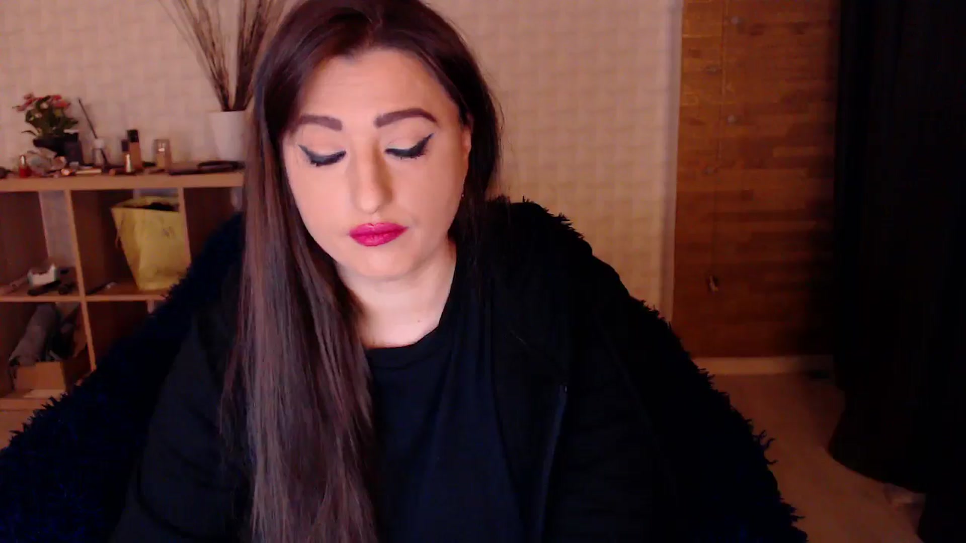 Gallery image thumbnail from HotRebbecca's myfreecams stream on, 10/19/2024, 02:51 image 15 of 20