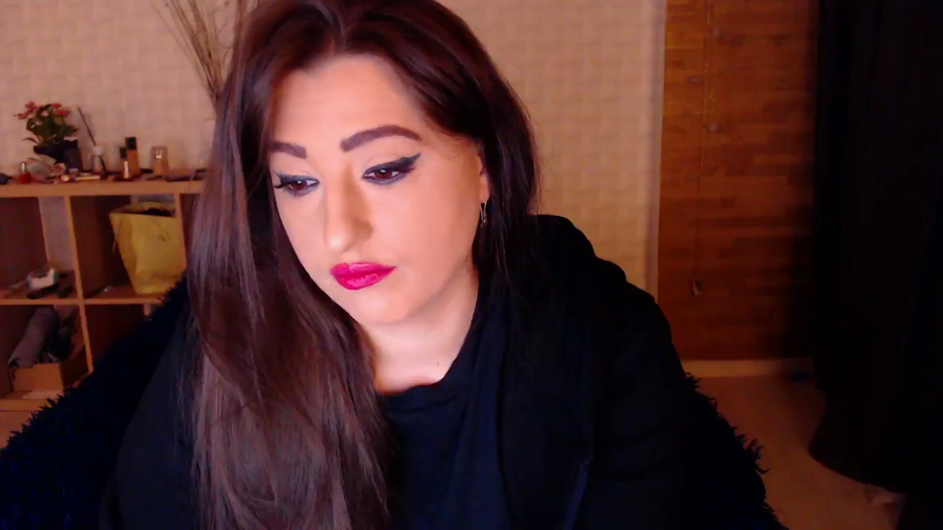 Gallery image thumbnail from HotRebbecca's myfreecams stream on, 10/19/2024, 02:51 image 6 of 20