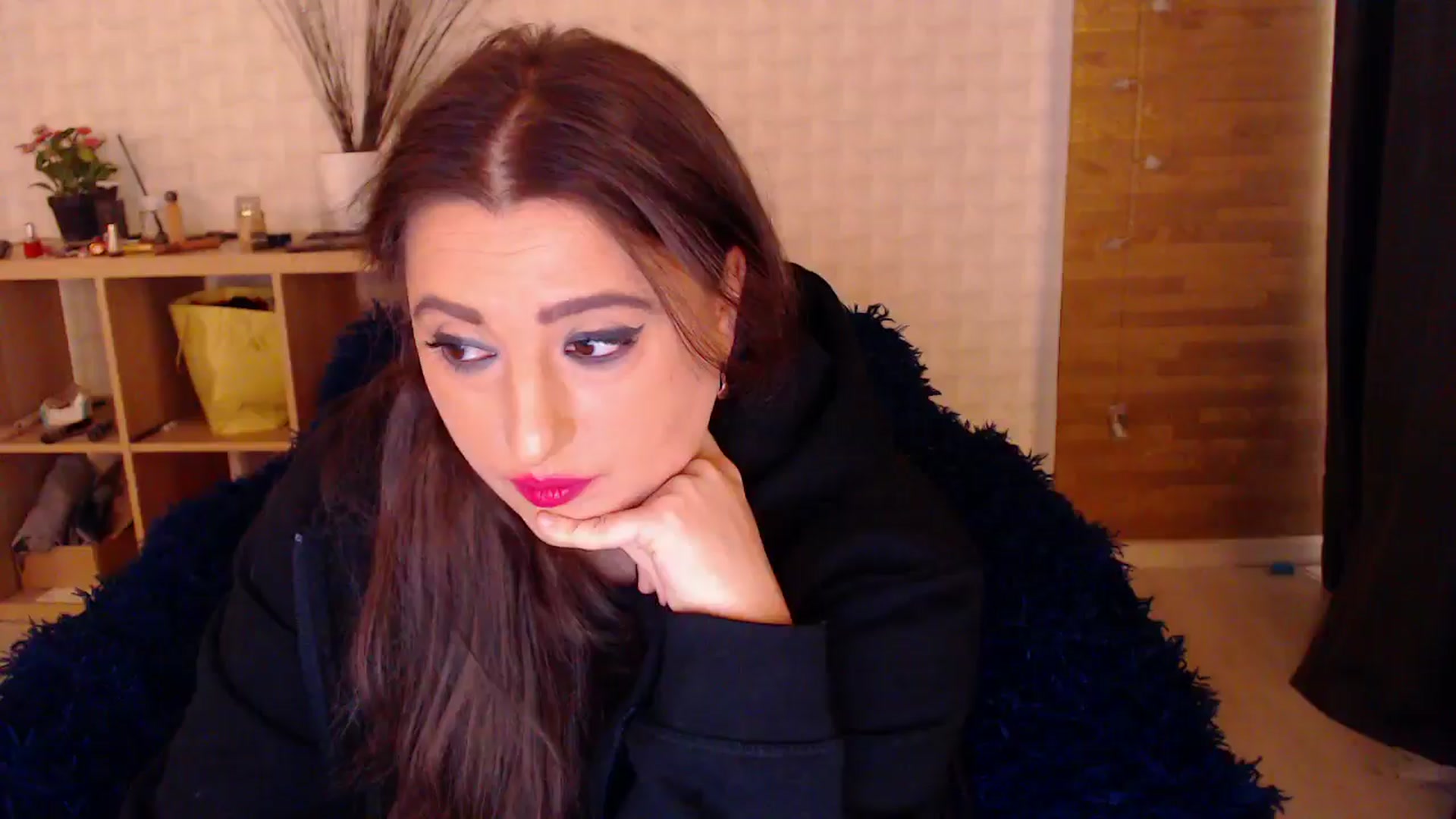 Gallery image thumbnail from HotRebbecca's myfreecams stream on, 10/20/2024, 06:46 image 7 of 20