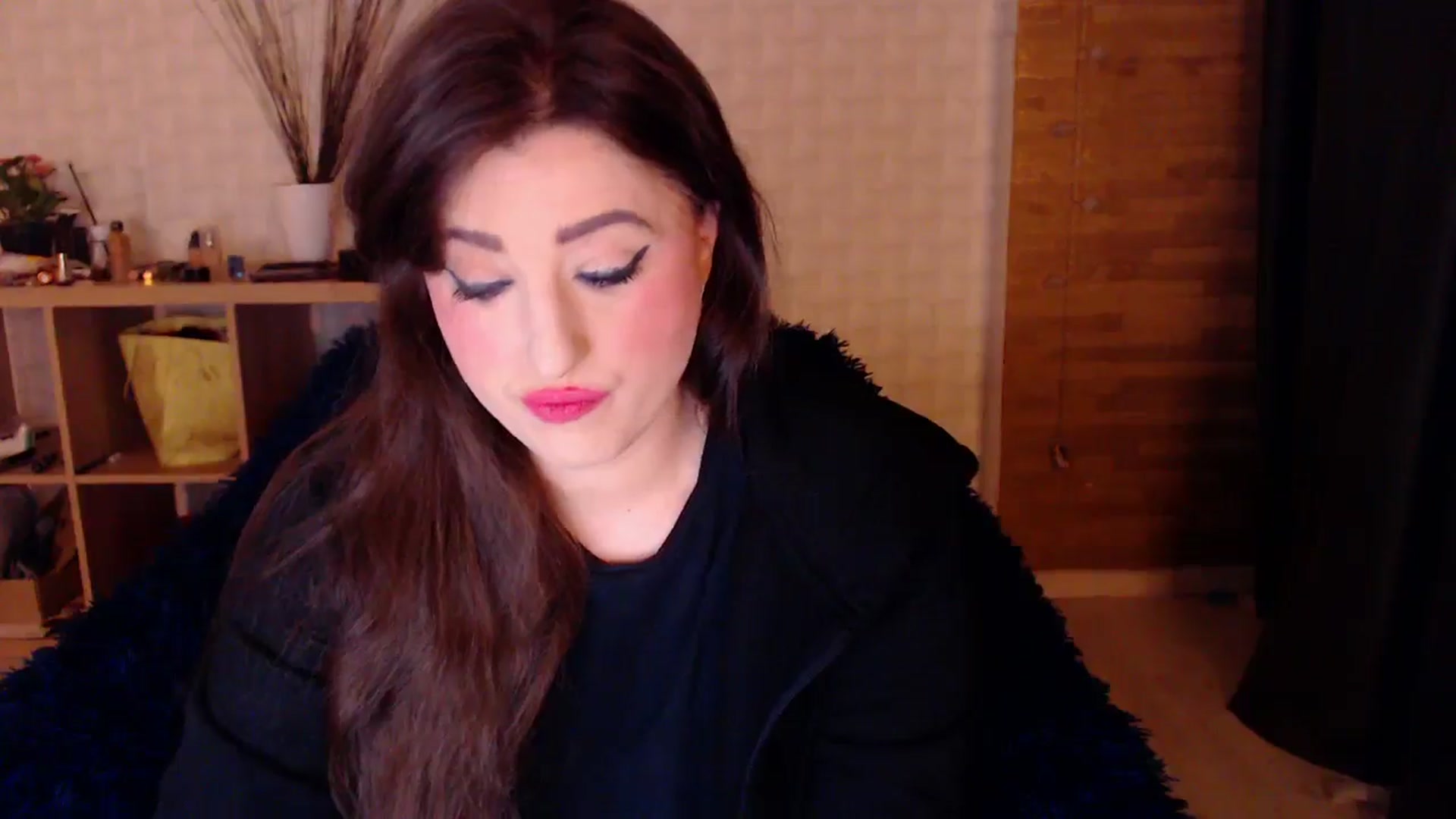 Gallery image thumbnail from HotRebbecca's myfreecams stream on, 10/21/2024, 03:24 image 11 of 20