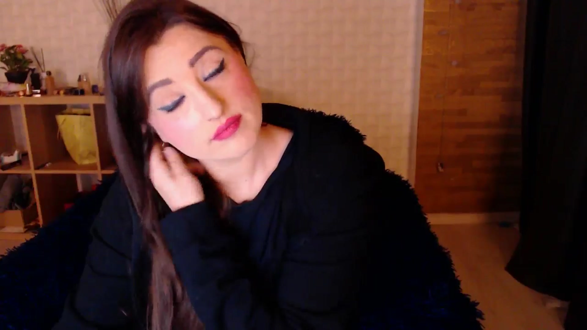 Gallery image thumbnail from HotRebbecca's myfreecams stream on, 10/21/2024, 06:51 image 4 of 20