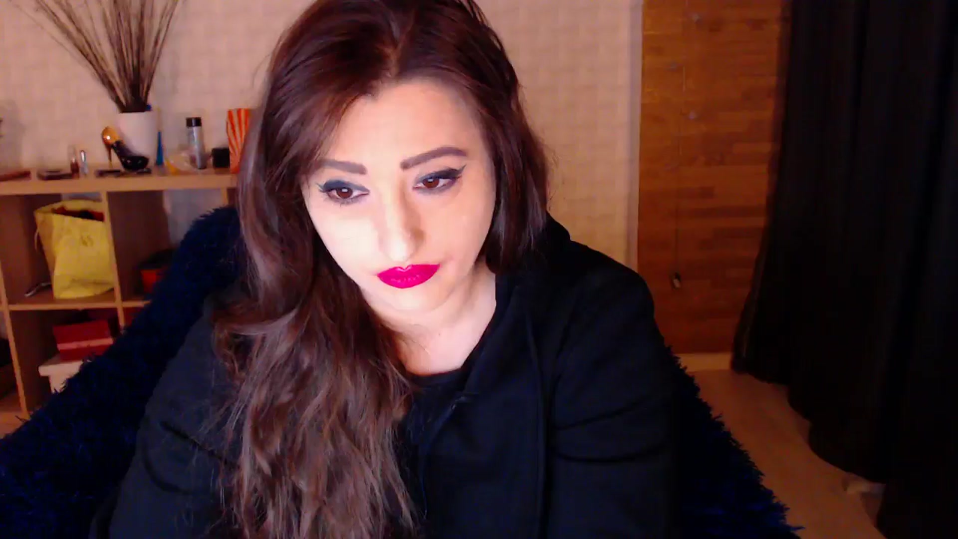 Gallery image thumbnail from HotRebbecca's myfreecams stream on, 10/23/2024, 05:47 image 10 of 20