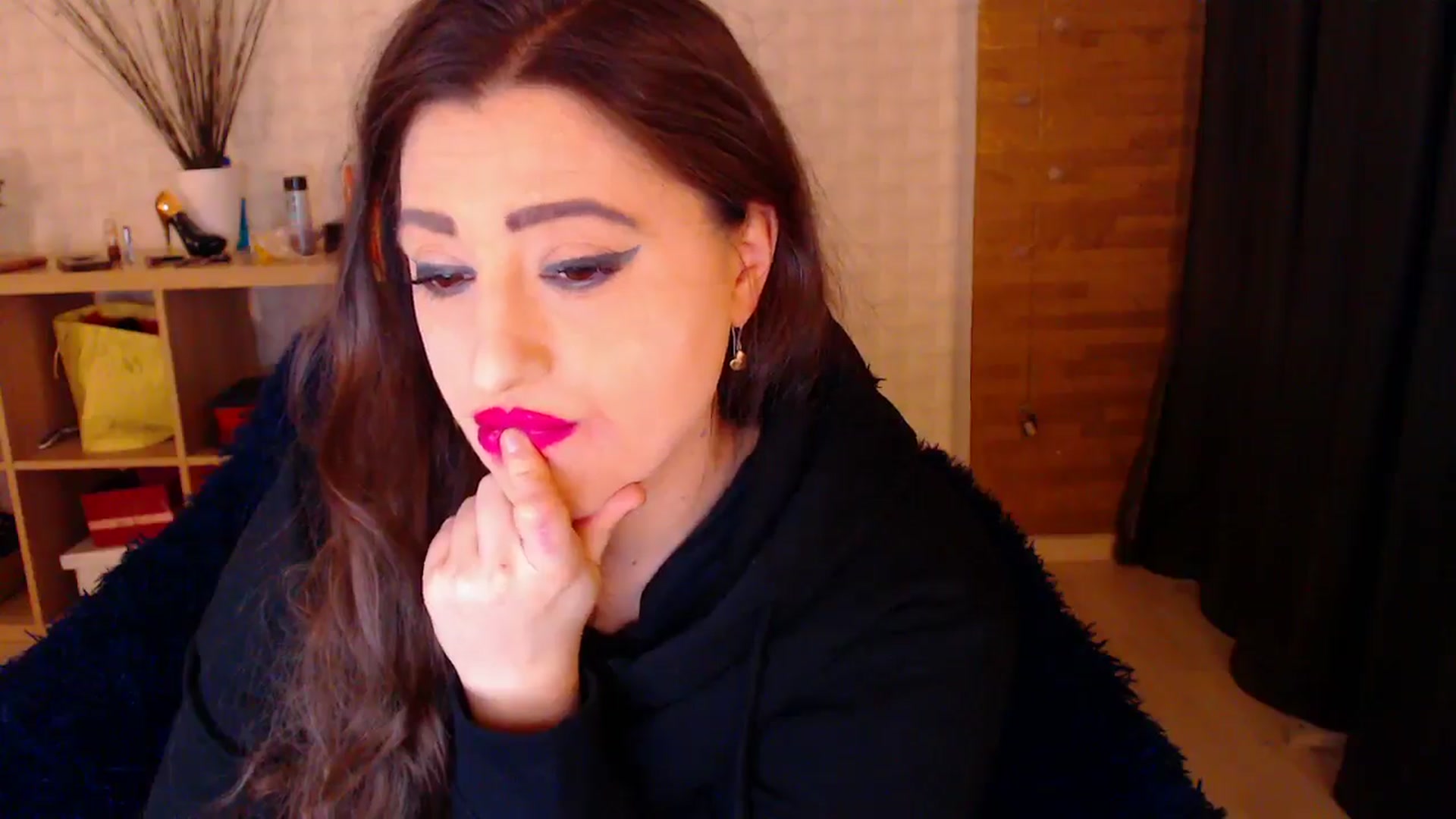 Gallery image thumbnail from HotRebbecca's myfreecams stream on, 10/23/2024, 06:44 image 6 of 20