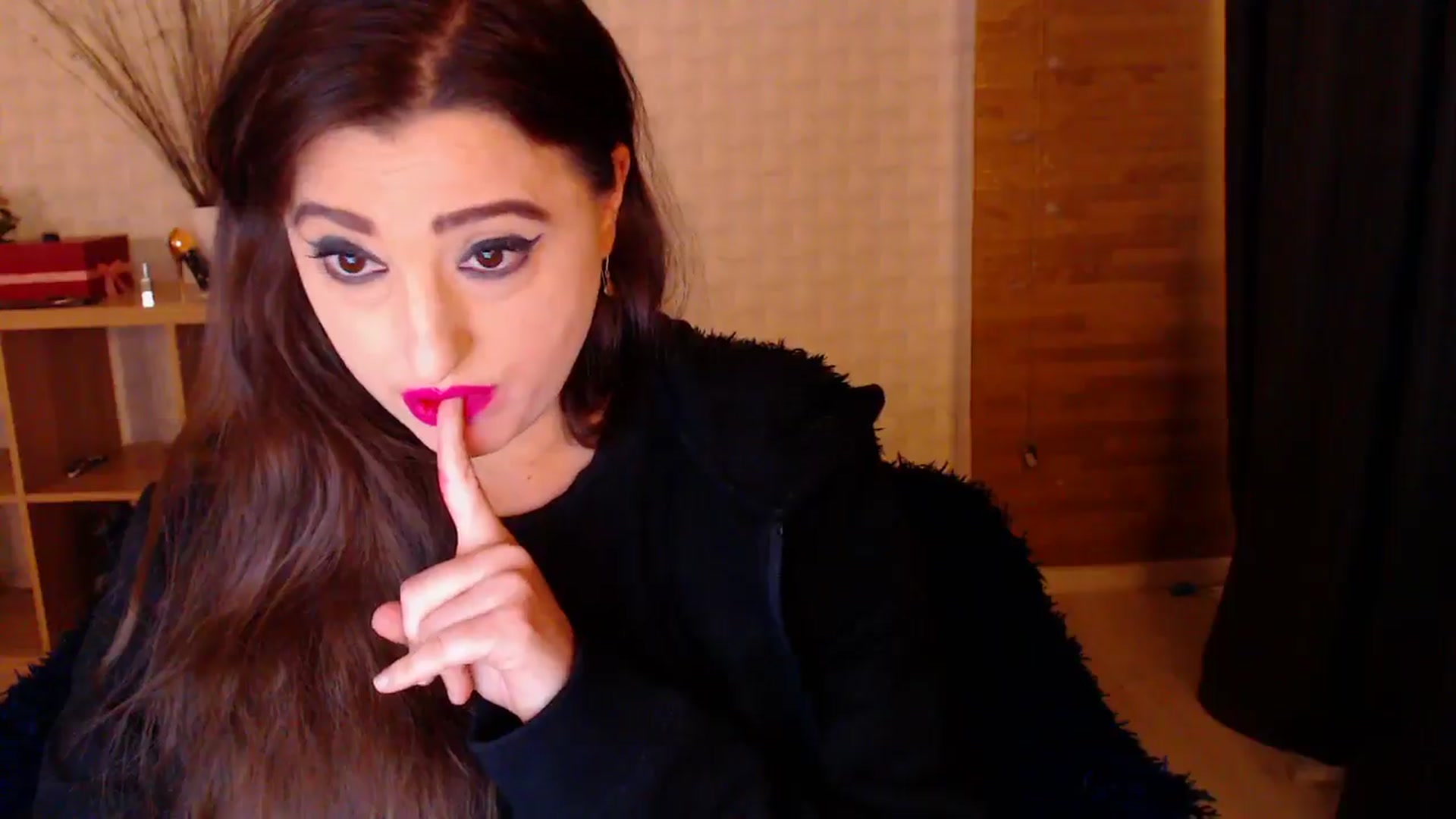 Gallery image thumbnail from HotRebbecca's myfreecams stream on, 10/24/2024, 06:49 image 7 of 20