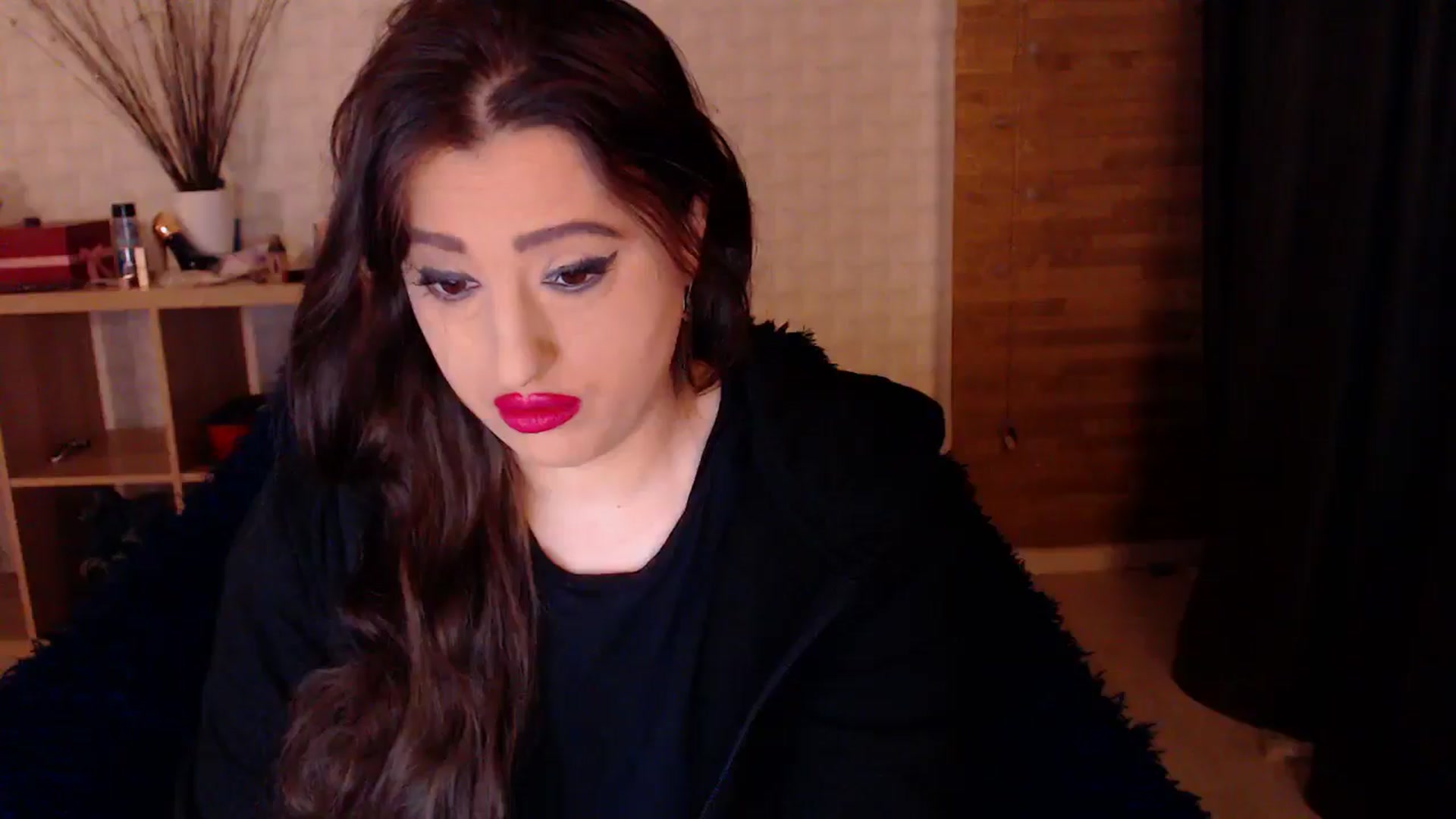 Gallery image thumbnail from HotRebbecca's myfreecams stream on, 10/25/2024, 02:43 image 12 of 20