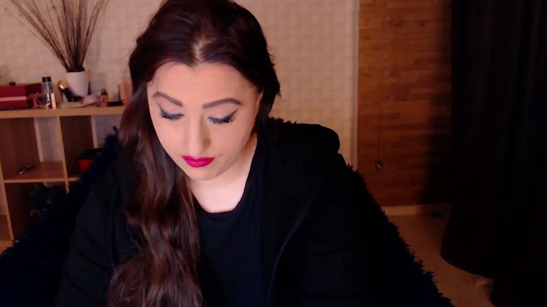 Gallery image thumbnail from HotRebbecca's myfreecams stream on, 10/25/2024, 02:43 image 2 of 20
