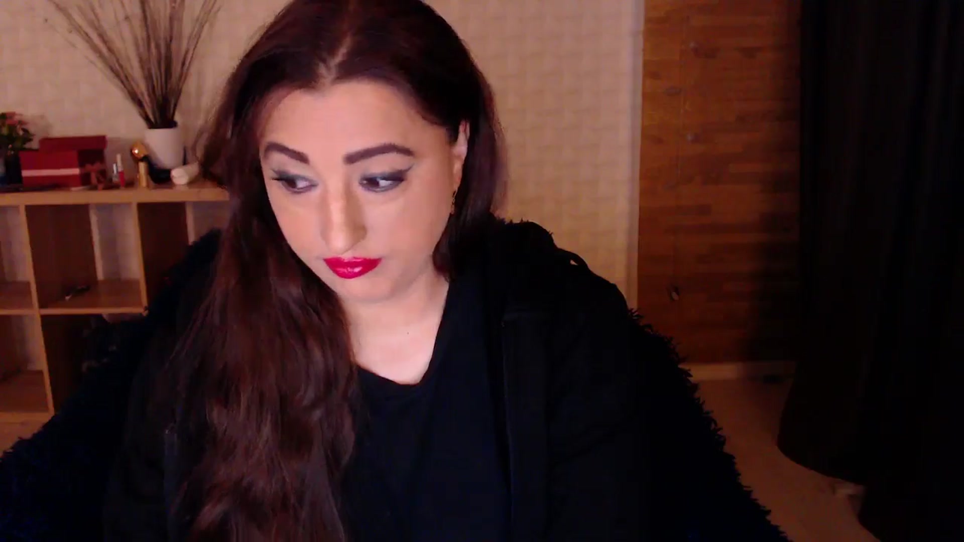 Gallery image thumbnail from HotRebbecca's myfreecams stream on, 10/26/2024, 02:54 image 2 of 20