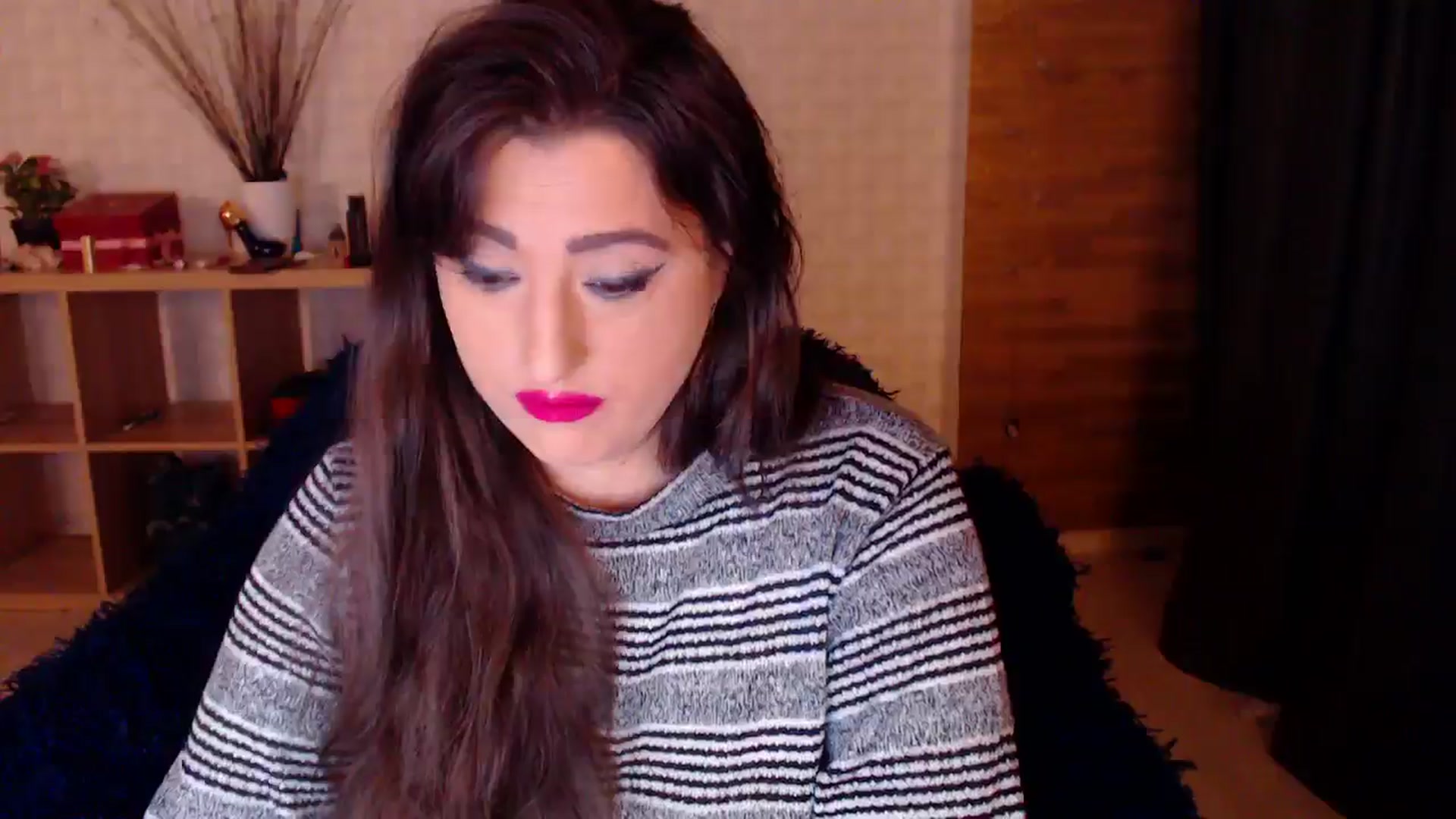 Gallery image thumbnail from HotRebbecca's myfreecams stream on, 10/29/2024, 04:37 image 7 of 20