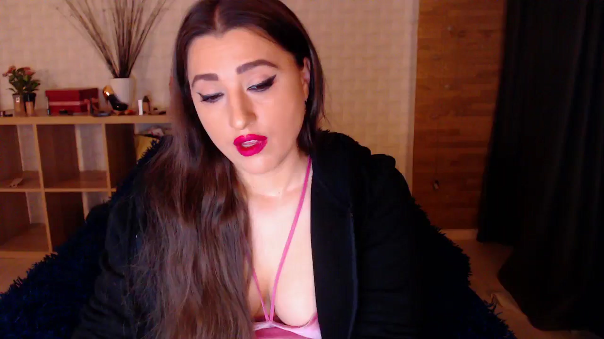 Gallery image thumbnail from HotRebbecca's myfreecams stream on, 11/01/2024, 21:54 image 5 of 20