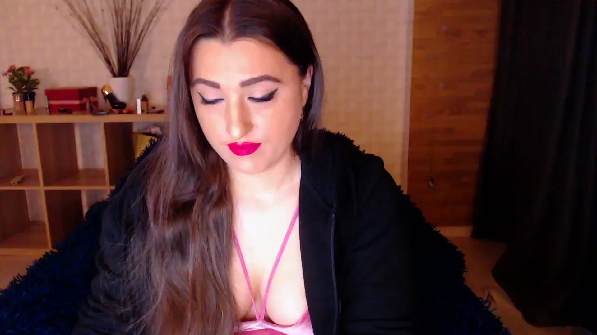 Gallery image thumbnail from HotRebbecca's myfreecams stream on, 11/01/2024, 21:54 image 1 of 20
