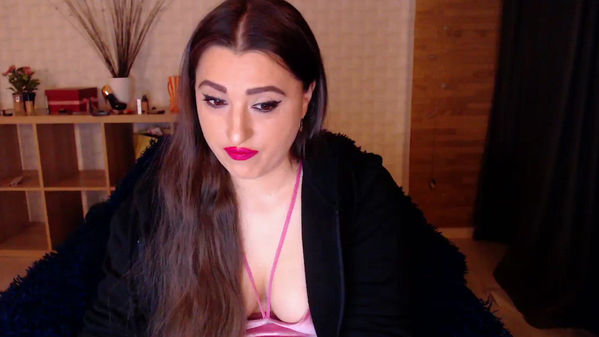 Gallery image thumbnail from HotRebbecca's myfreecams stream on, 11/01/2024, 21:54 image 8 of 20