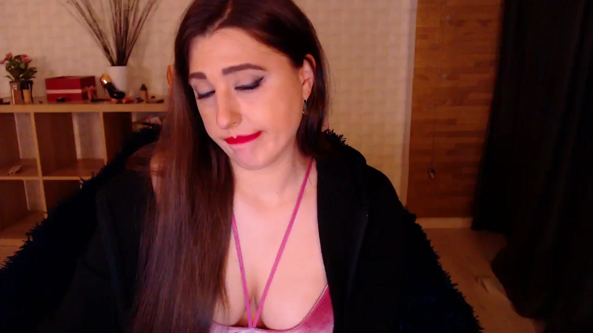 Gallery image thumbnail from HotRebbecca's myfreecams stream on, 11/02/2024, 03:25 image 13 of 20