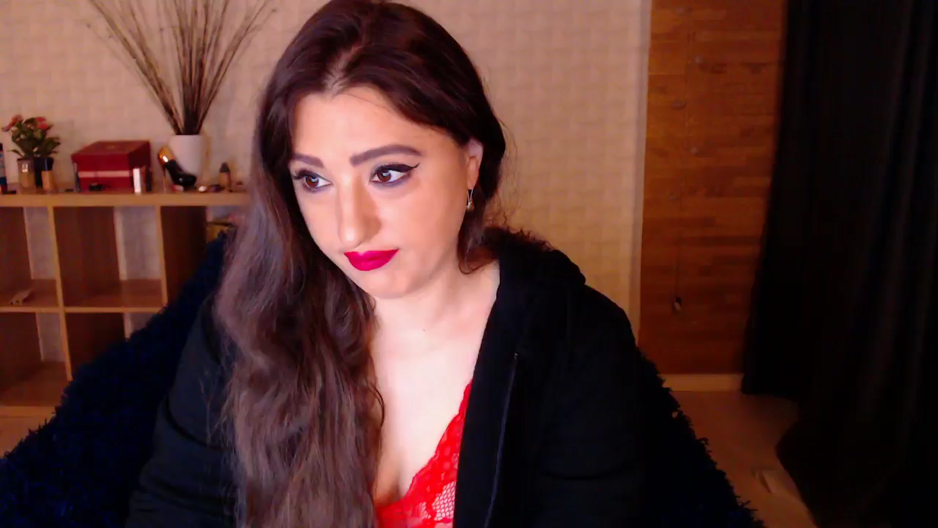 Gallery image thumbnail from HotRebbecca's myfreecams stream on, 11/03/2024, 01:25 image 14 of 20